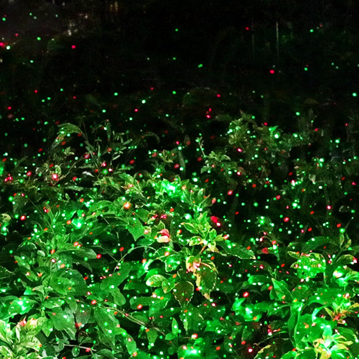 Christmas Laser Lights Outdoor,Red and Green Moving Outdoor Laser Light, Waterproof Garden House Decoration Laser Christmas Lights